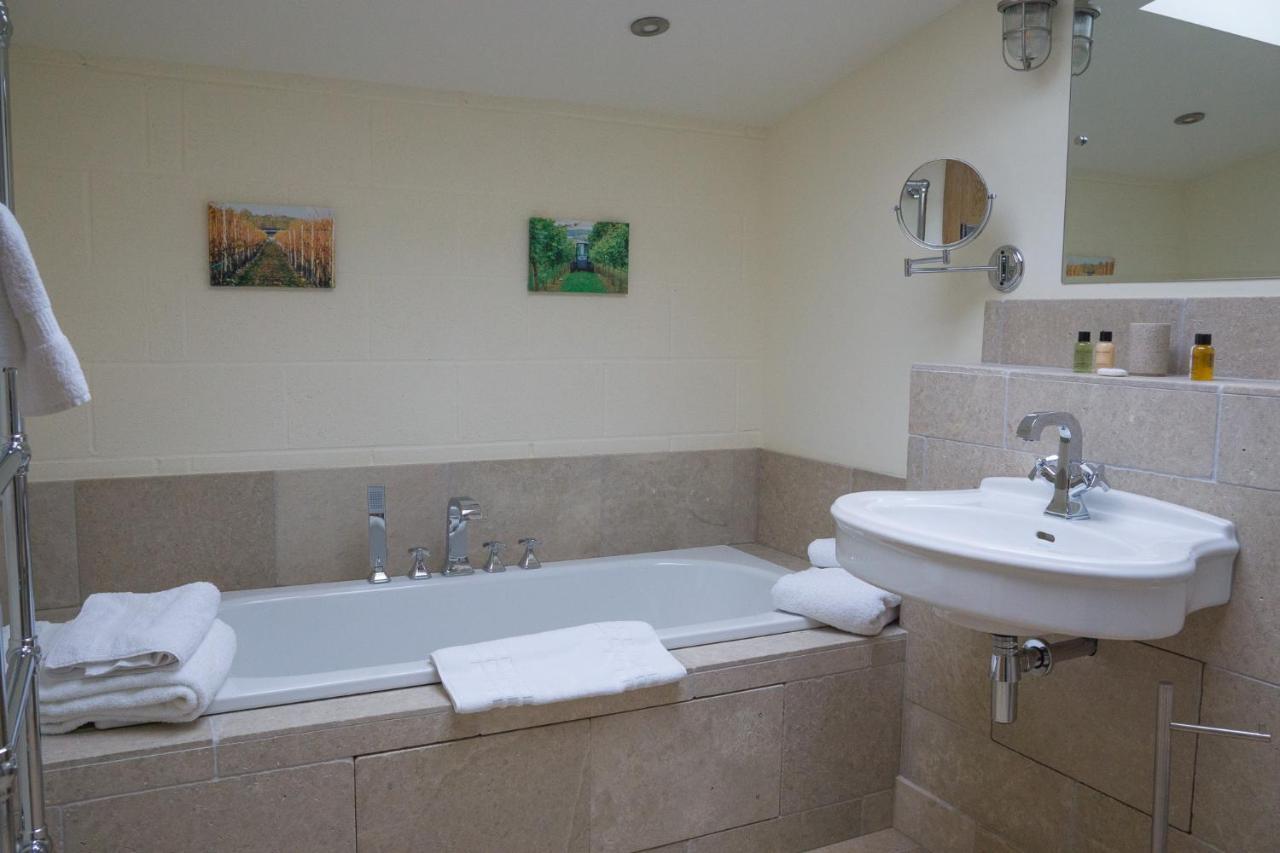 Woodchester Vineyard Barn Room מראה חיצוני תמונה